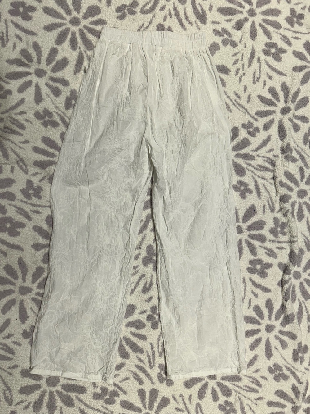 White Floral Linen Pants - Picture 2 of 3